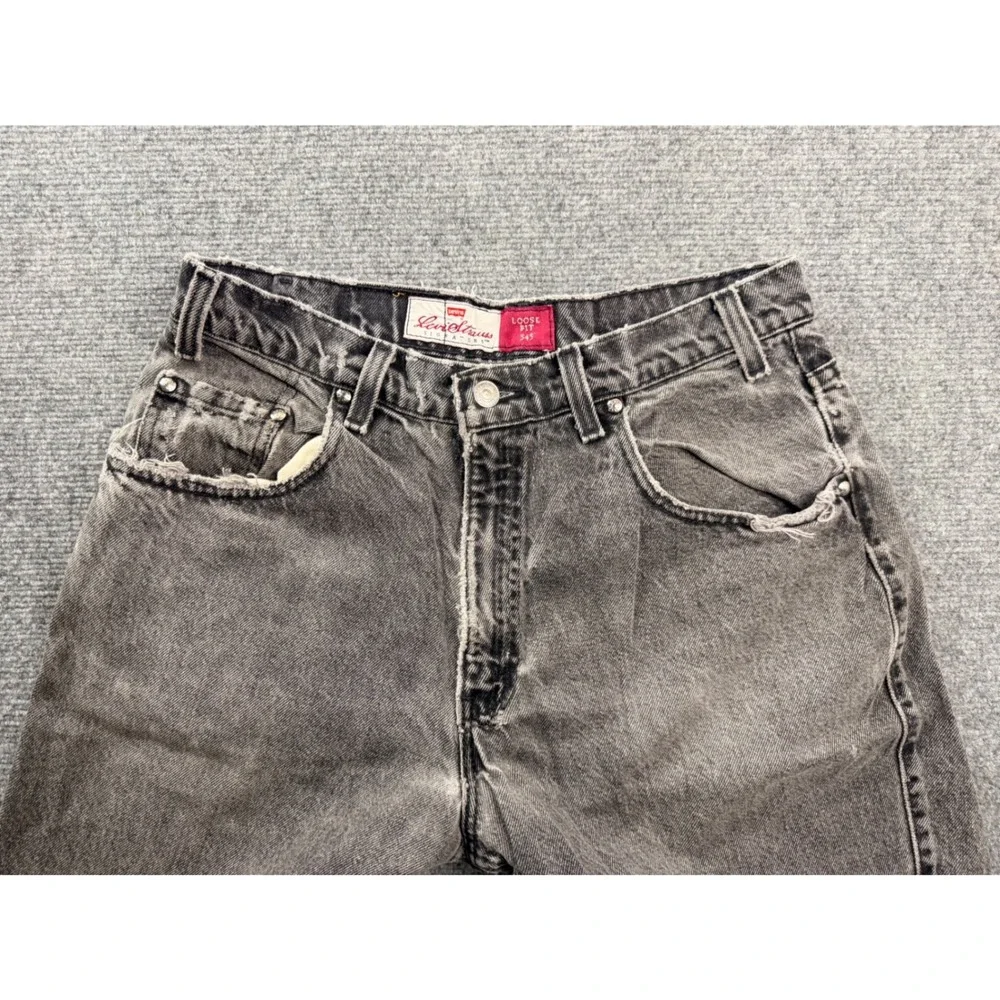 Levis distressing offer